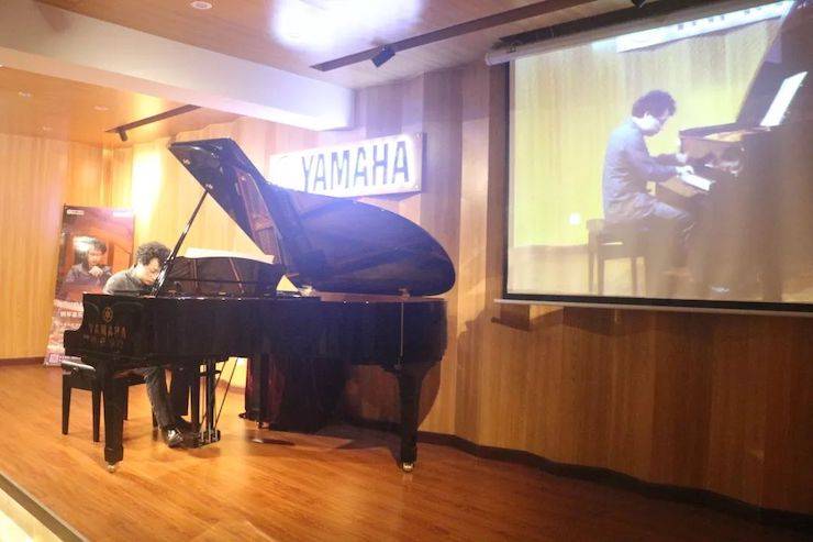 活动回顾 | 豪运国际特邀艺术家张奕明博士钢琴独奏音乐会暨专题讲座成功举办