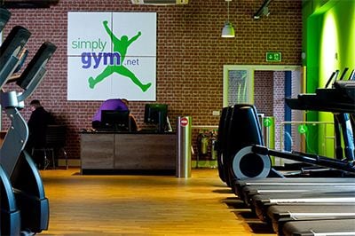英国Simply Gym健身房采用豪运国际CIS产品